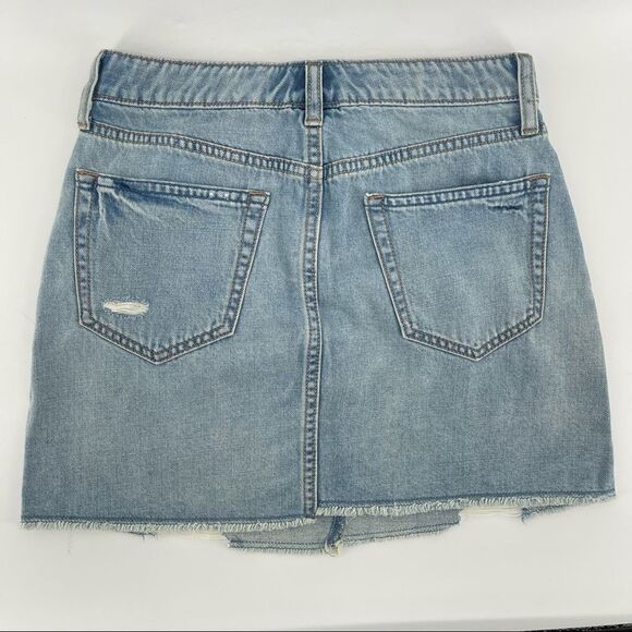 GAP Denim Girl’s High Rise Light Wash Destructed Denim Jean Skirt Size 14 - Picture 8 of 12